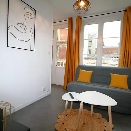 Nice 26 M Cosy Near The Station Of Le Havre